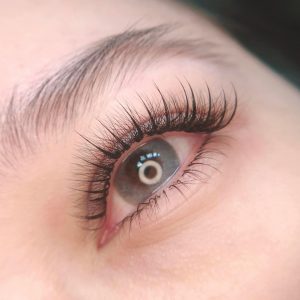 Hybrid Lashes